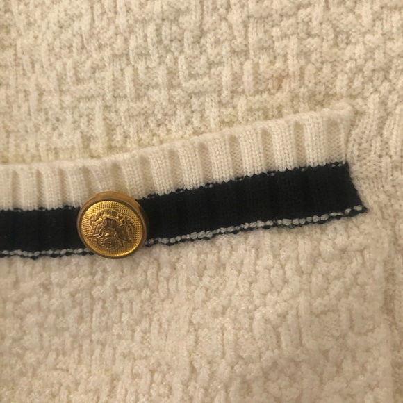 Comfy Pullover Spring Sweater - Picture 3 of 6